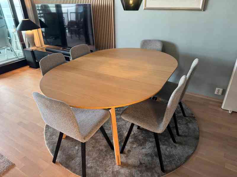 Flott Bolia Mood spisebord med 6 stoler , ileggsplate + rund - foto 2