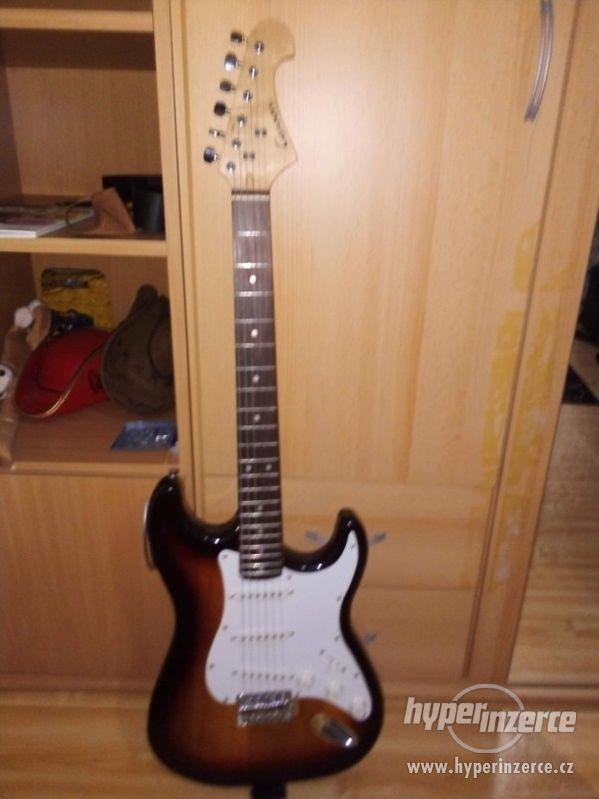 Elektrická kytara Tenson - foto 1
