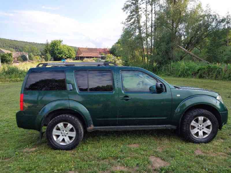 Nissan Pathfinder 2,5   4x4 - foto 5