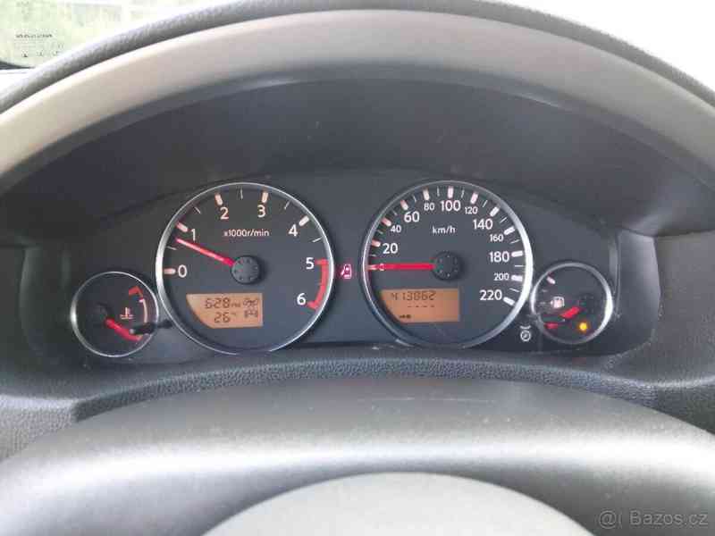 Nissan Pathfinder 2,5   4x4 - foto 15