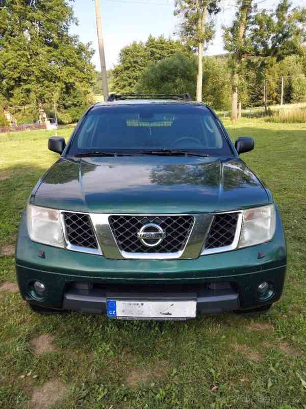 Nissan Pathfinder 2,5   4x4 - foto 1
