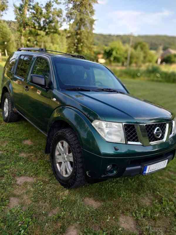 Nissan Pathfinder 2,5   4x4 - foto 7