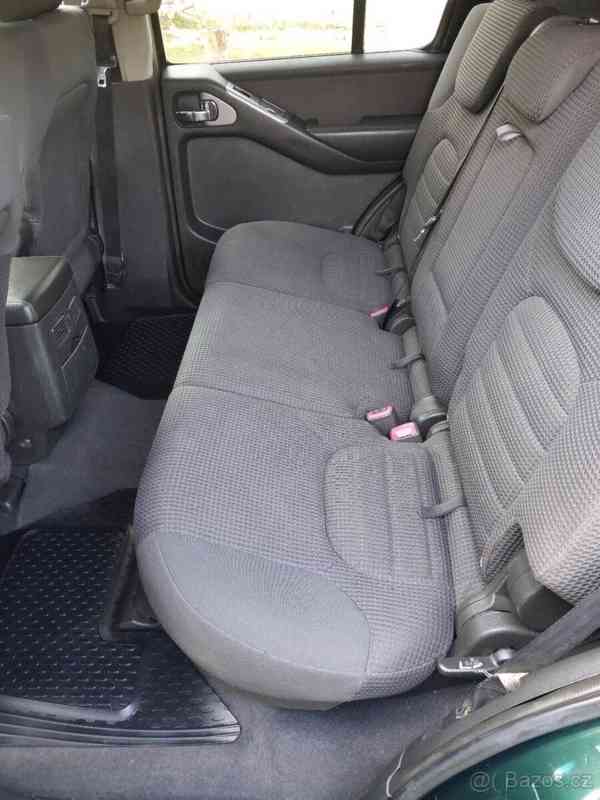 Nissan Pathfinder 2,5   4x4 - foto 11