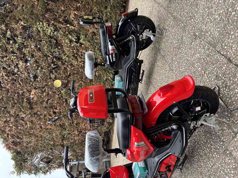 Elektrický skútr/elektrokoloběžka,bez SPZ a pojistky,SKLADEM - foto 2