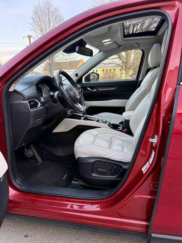 Prodám SUV Mazda CX-5, Revolution TOP, 2,5i/143 kW, A/T, AWD - foto 6