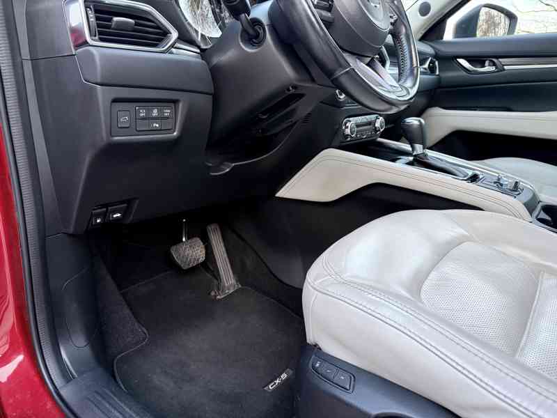 Prodám SUV Mazda CX-5, Revolution TOP, 2,5i/143 kW, A/T, AWD - foto 17