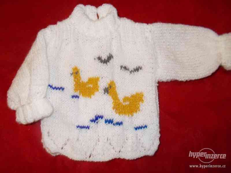 Nové-pletené kojenecké svetry, soupravy s obrázkem od 390 Kč - foto 4
