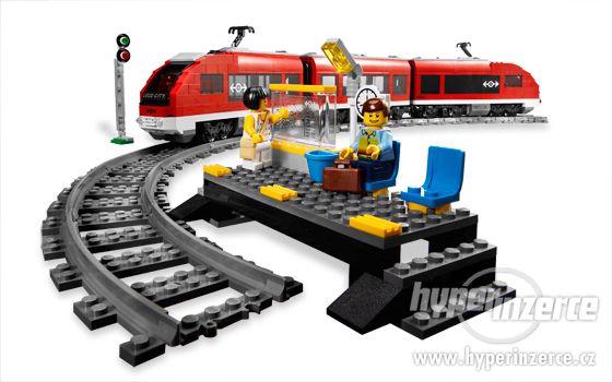 LEGO 7938 City Osobní vlak, NEROZBALENÝ - foto 4