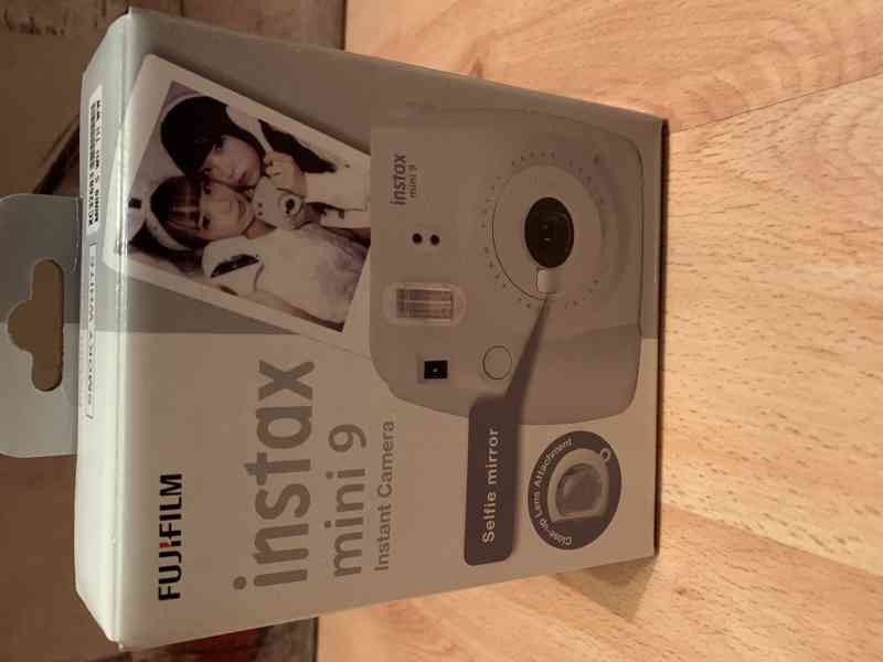 Fujifilm INSTAX Mini 9 