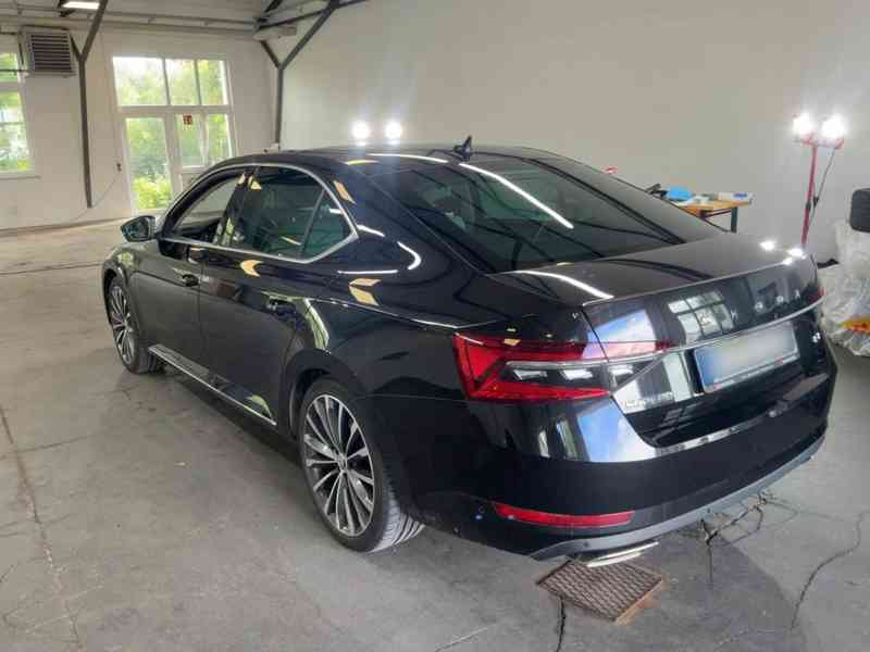 2021 Skoda Superb 2.0 TSI L&K 4x4 - foto 1