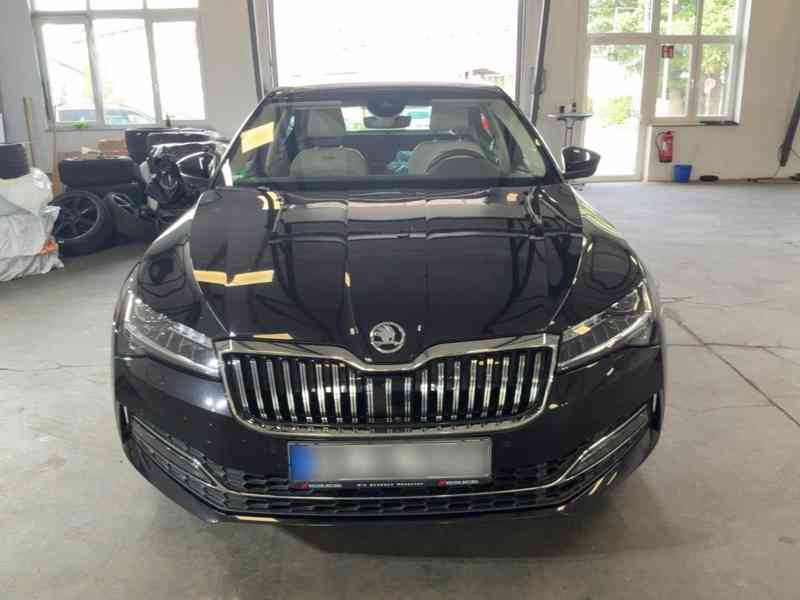 2021 Skoda Superb 2.0 TSI L&K 4x4 - foto 4