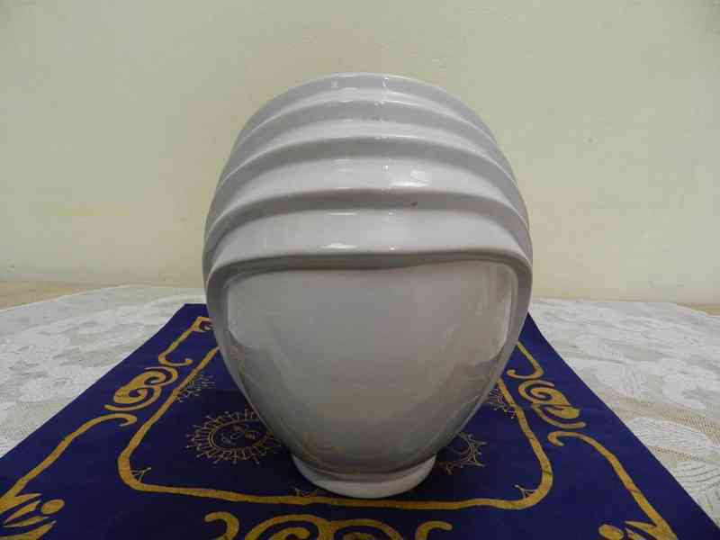 Zajímavá Art Deco bílá keramická Váza - foto 4