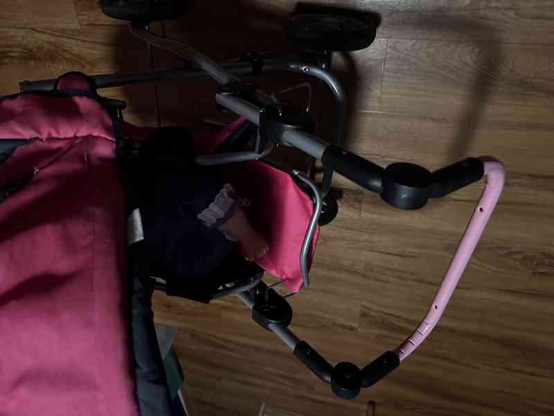 Kočárek na panenky  - foto 3