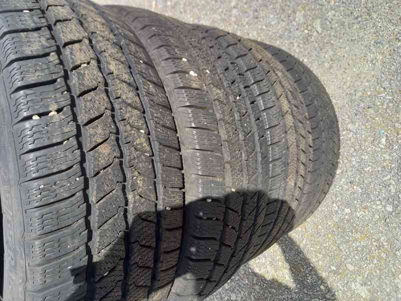 4ks ZÁNOVNÍ zátežové užitkové pneu 215/65R16C Continetal - foto 18