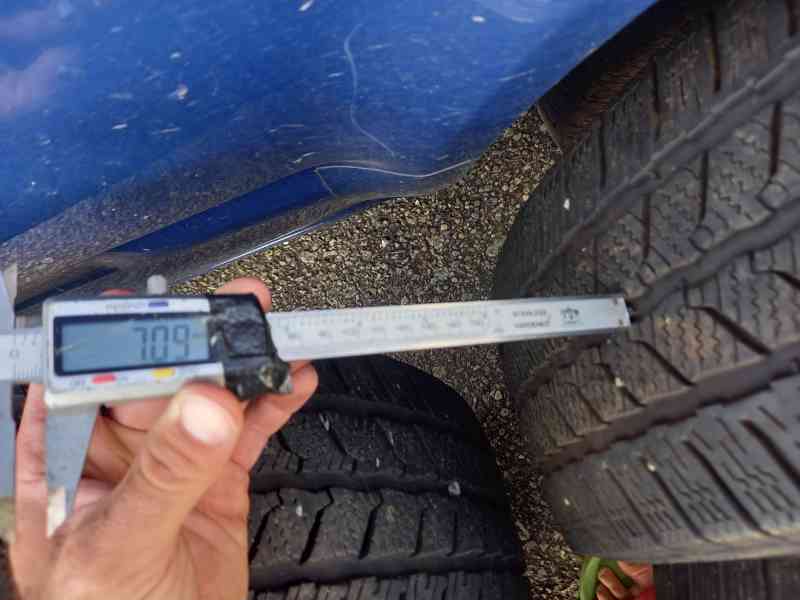 4ks ZÁNOVNÍ zátežové užitkové pneu 215/65R16C Continetal - foto 11