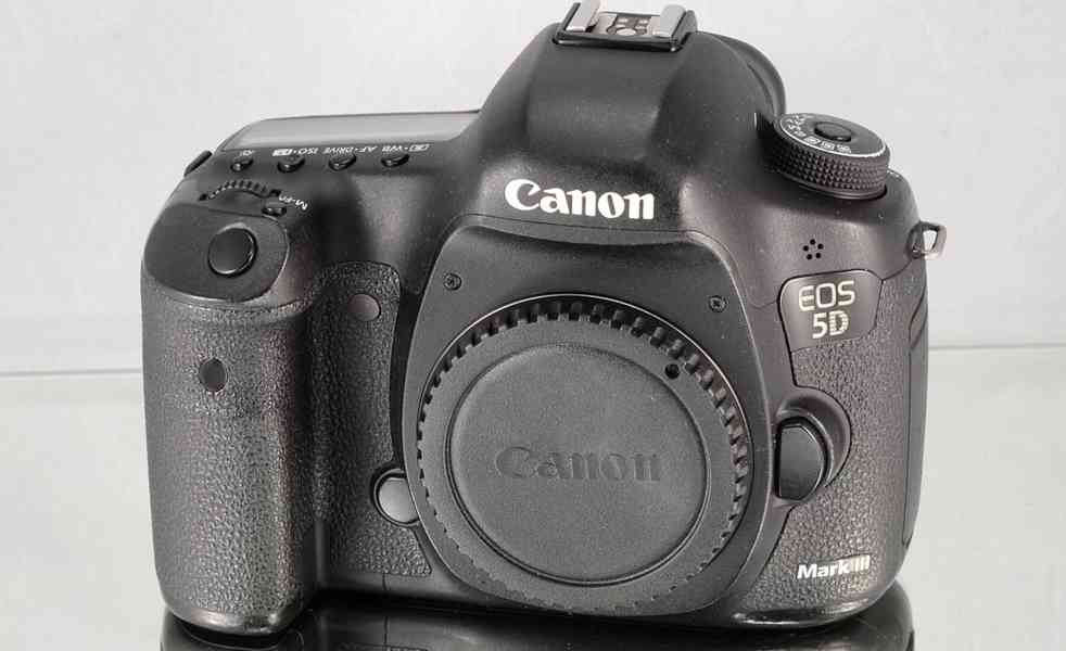 Canon EOS 5D Mark III 22,3 MPix*Full HDV*62000 Exp - foto 4