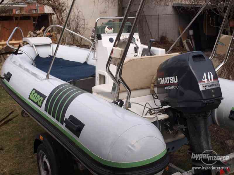Prodám nafukovací motorový člun 4,30 m + motor 40 HP Tohatsu - foto 2