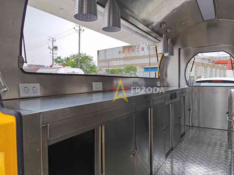 FoodTruck , Gastro přívěs 3.8M - foto 7