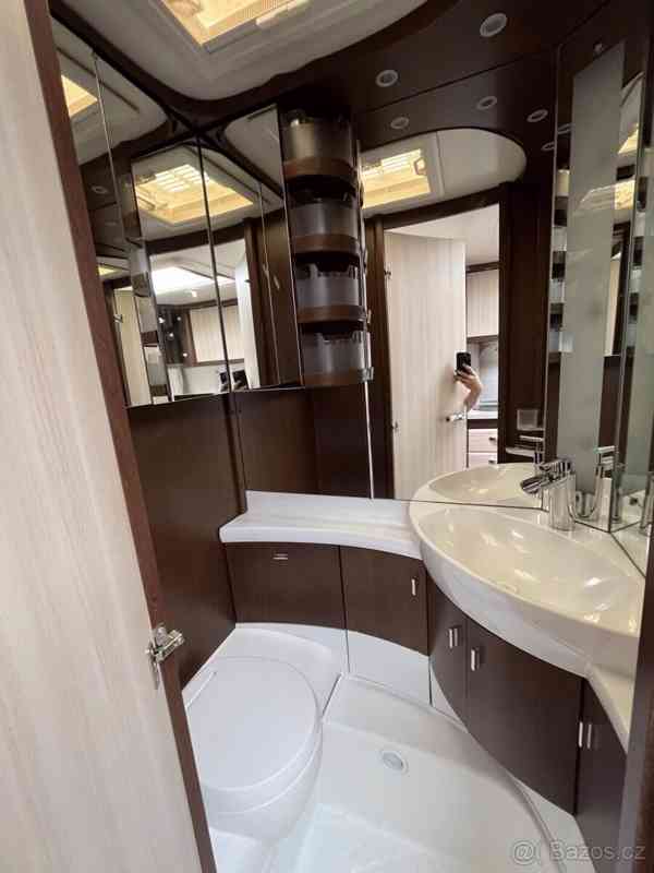 Ostatní Prodám karavan HOBBY 560C - foto 8