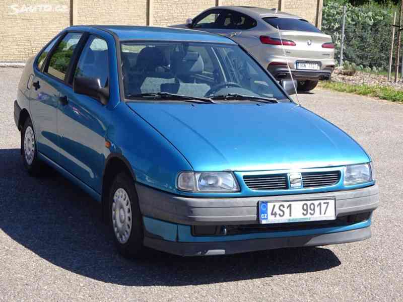 Seat Cordoba 1,4 i (44 kw) r.v.-1997 - foto 1