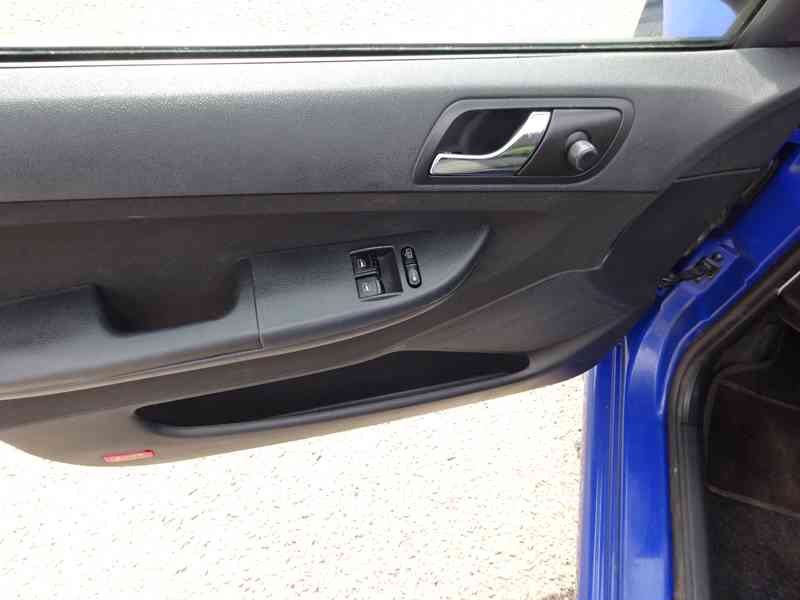 Škoda Fabia 1.4i Combi r.v.2006 (59 kw)  - foto 6