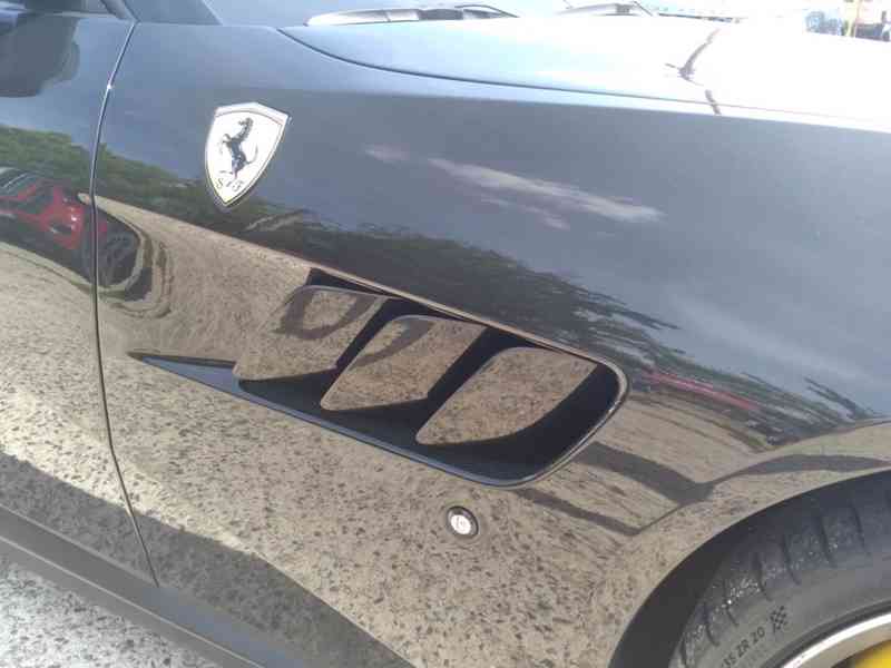 FERRARI GTC4 LUSSO V12 - foto 31