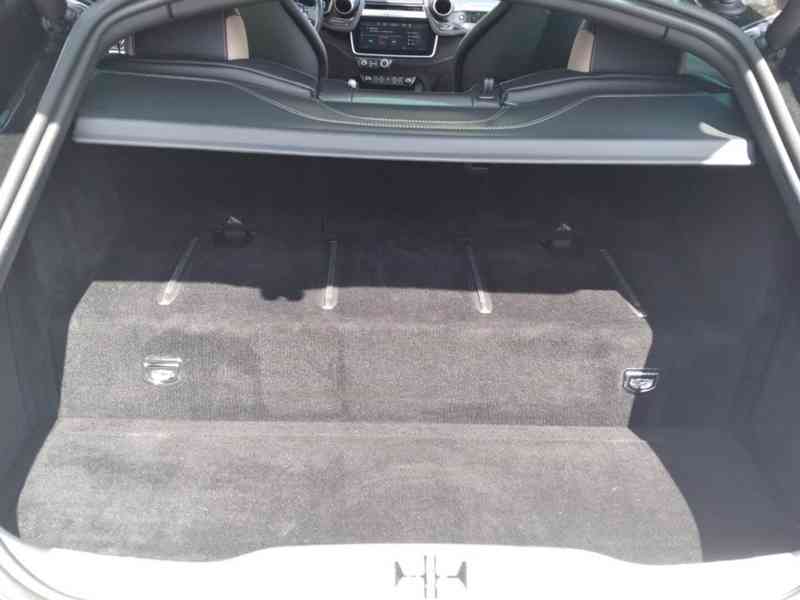 FERRARI GTC4 LUSSO V12 - foto 27