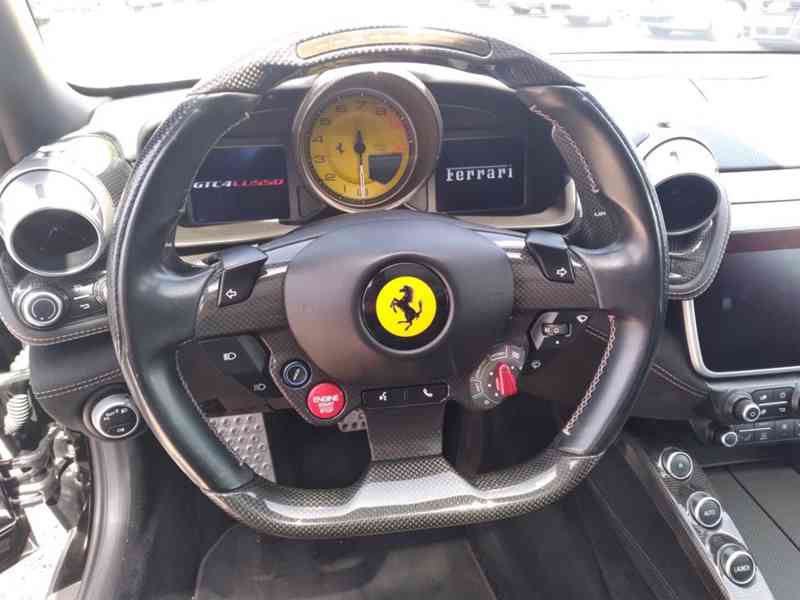 FERRARI GTC4 LUSSO V12 - foto 10