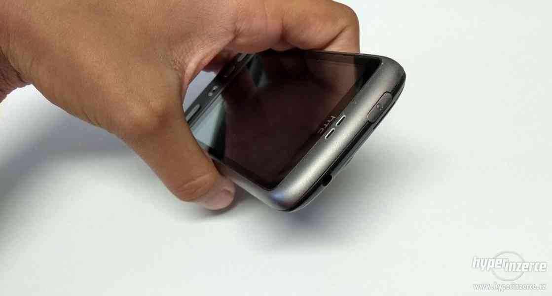 HTC Desire A8181 černý - foto 4