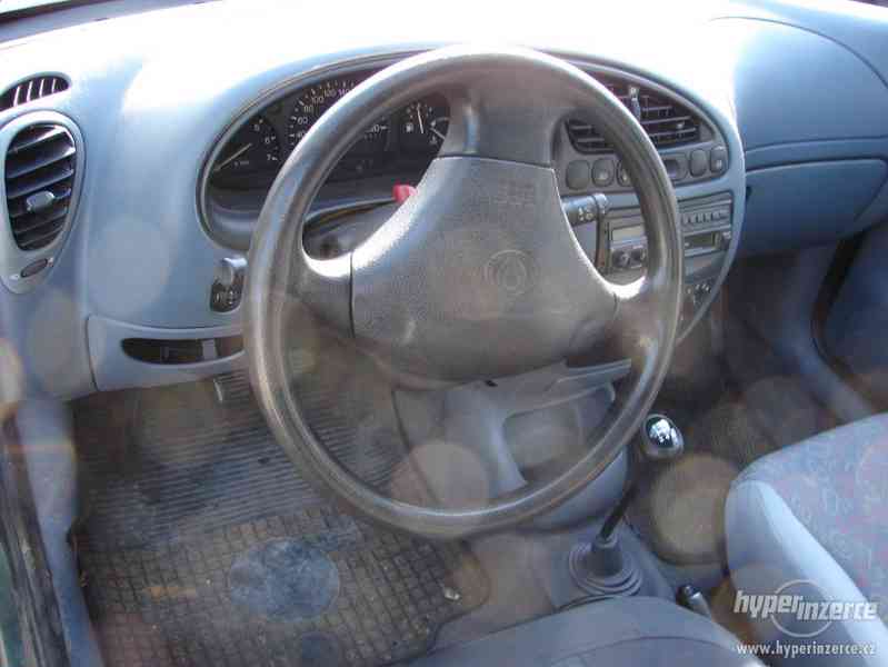 Mazda 121 1.3i r.v.1997 (eko 3000 KČ.) (Ford Fiesta) - foto 5