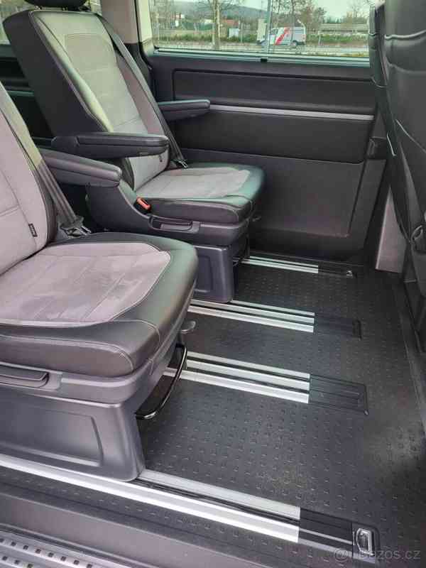 Volkswagen Multivan Highline – 1. majitel - foto 11