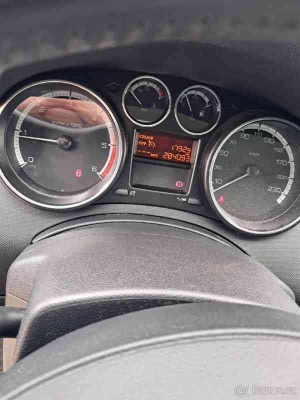 Peugeot 308 1,6   hdi 85kw 115ps,r.v.2014 - foto 14