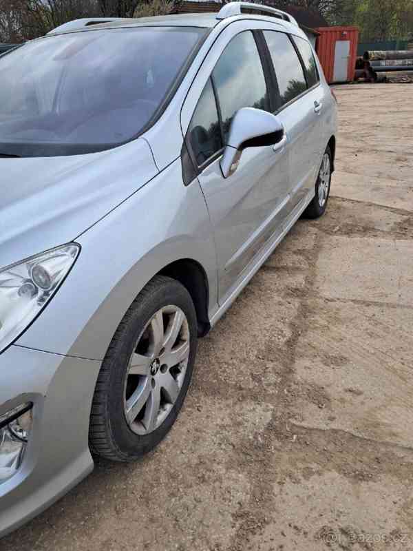 Peugeot 308 1,6   hdi 85kw 115ps,r.v.2014 - foto 10