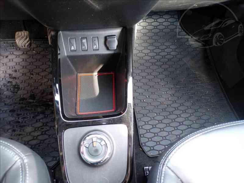 Dacia Spring  - foto 8