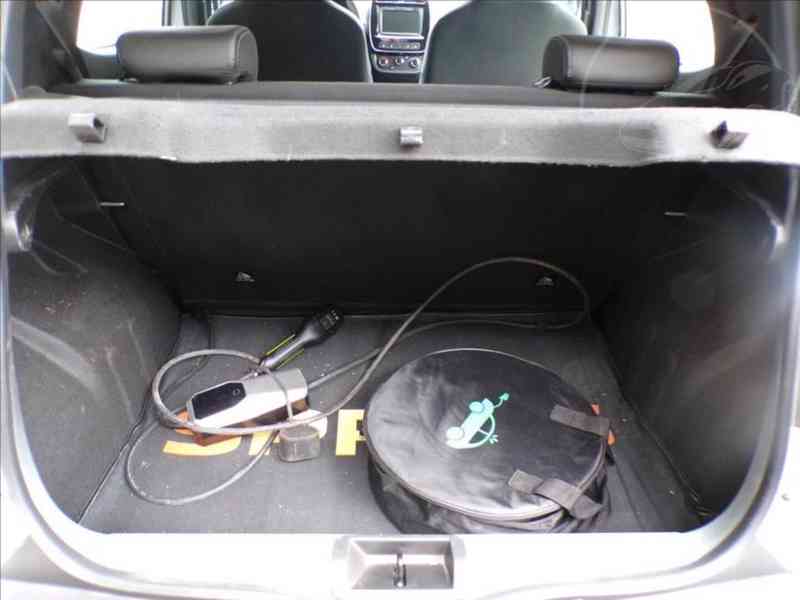 Dacia Spring  - foto 11