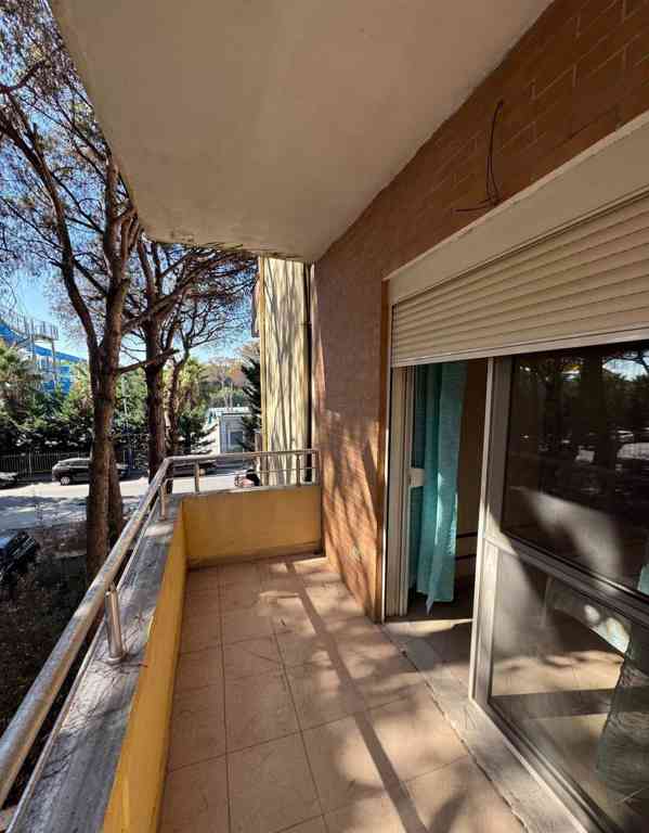 Na prodej útulný apartmán v části Mali i Robit, Albánie - foto 8