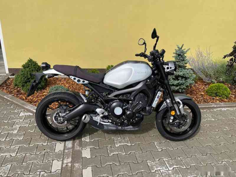 Yamaha XSR 900 - foto 2