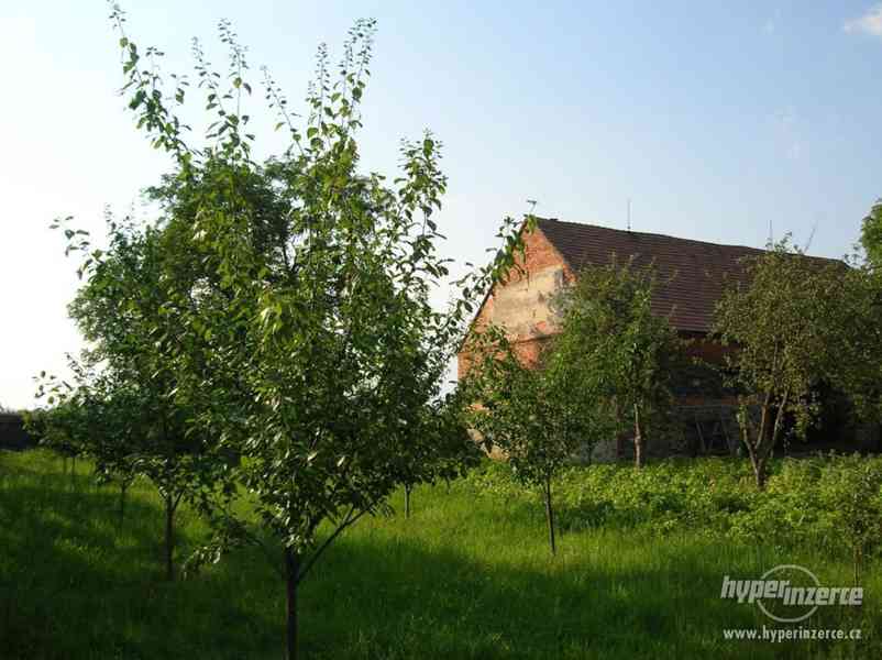 Pronajem stodoly 300m2 / pozemku 6000m2 - foto 5