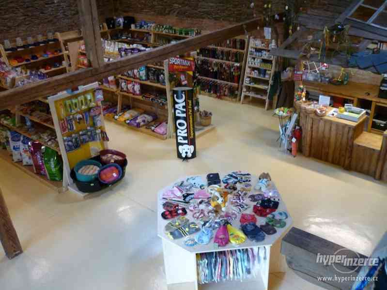 Pronajem stodoly 300m2 / pozemku 6000m2 - foto 17