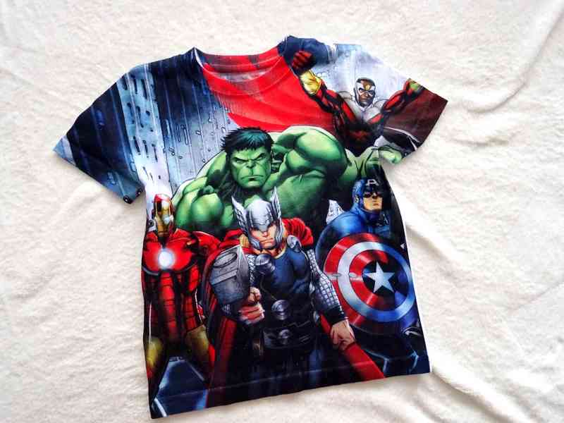 Avengers tričko na 3-4 roky - foto 1