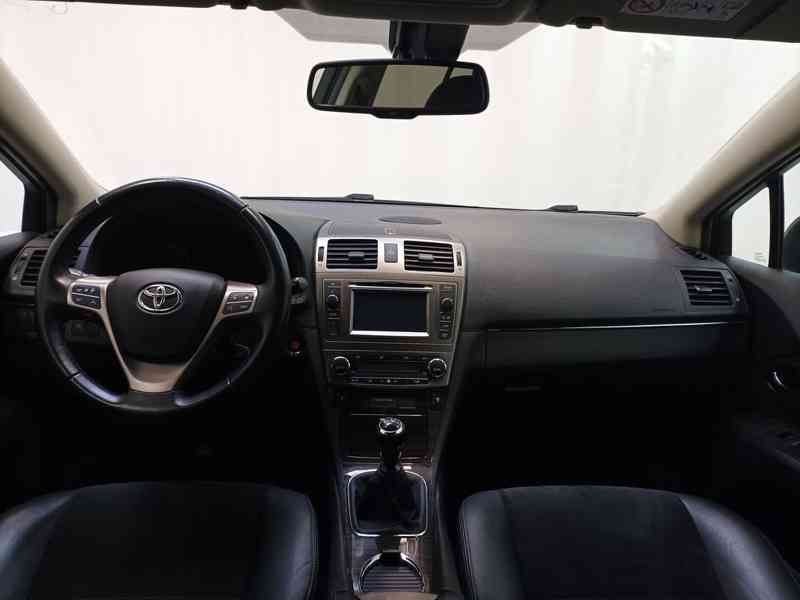 Toyota Avensis 1.8i Executive benzín 108kw - foto 7