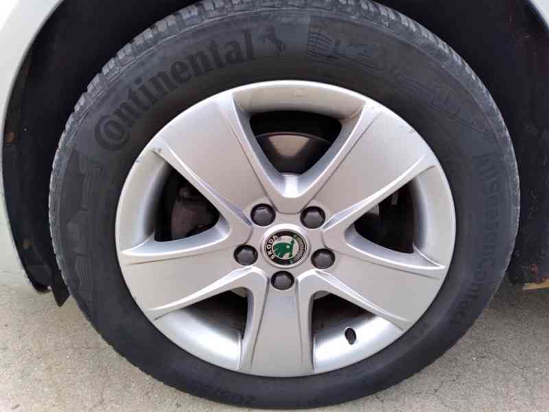 ŠKODA OCTAVIA 1.9 TDI ELEGANCE 77kW ČR,1.MAJITEL,SERVISKA - foto 37