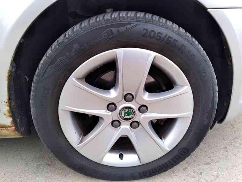 ŠKODA OCTAVIA 1.9 TDI ELEGANCE 77kW ČR,1.MAJITEL,SERVISKA - foto 36