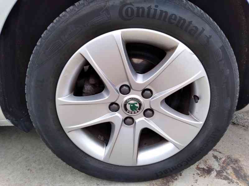 ŠKODA OCTAVIA 1.9 TDI ELEGANCE 77kW ČR,1.MAJITEL,SERVISKA - foto 38