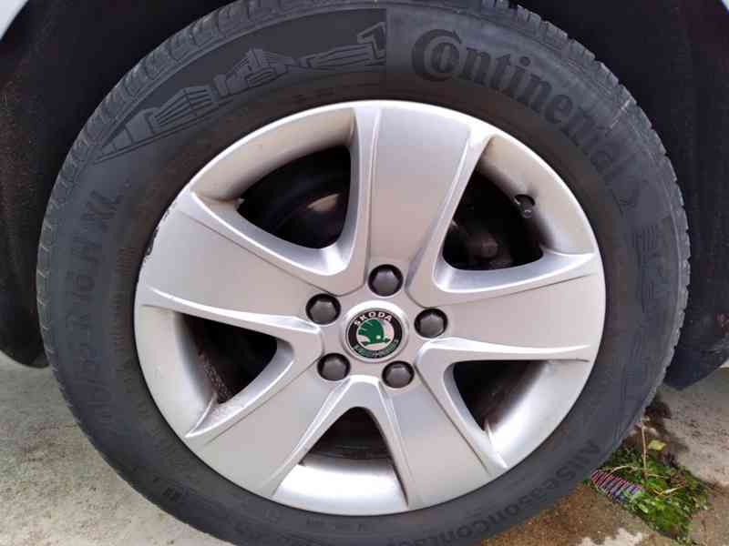 ŠKODA OCTAVIA 1.9 TDI ELEGANCE 77kW ČR,1.MAJITEL,SERVISKA - foto 35