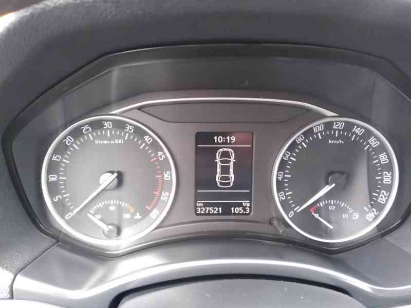 ŠKODA OCTAVIA 1.9 TDI ELEGANCE 77kW ČR,1.MAJITEL,SERVISKA - foto 21