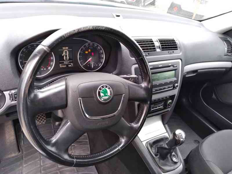 ŠKODA OCTAVIA 1.9 TDI ELEGANCE 77kW ČR,1.MAJITEL,SERVISKA - foto 16