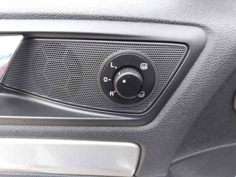 ŠKODA OCTAVIA 1.9 TDI ELEGANCE 77kW ČR,1.MAJITEL,SERVISKA - foto 28