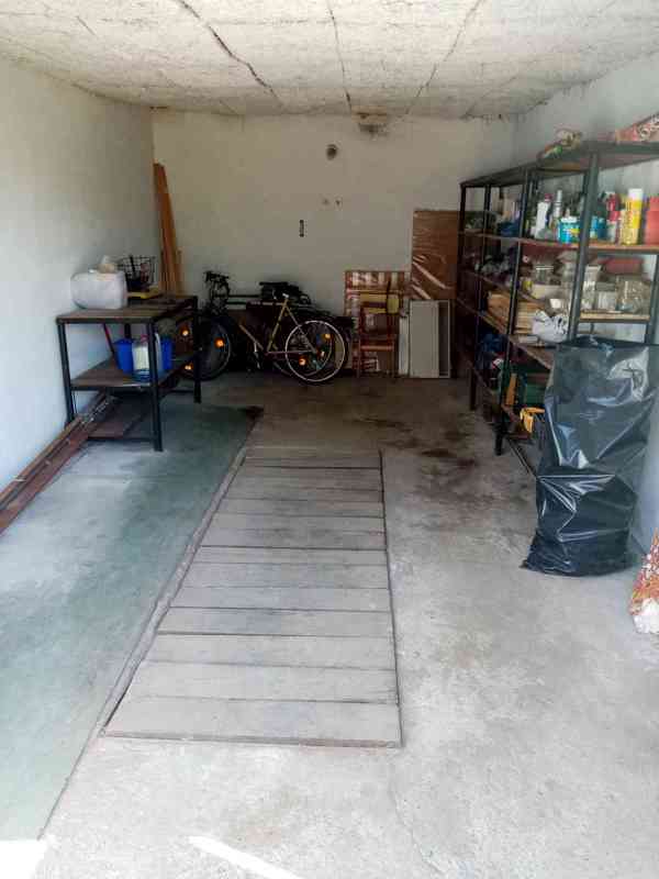 Prodej garáže 