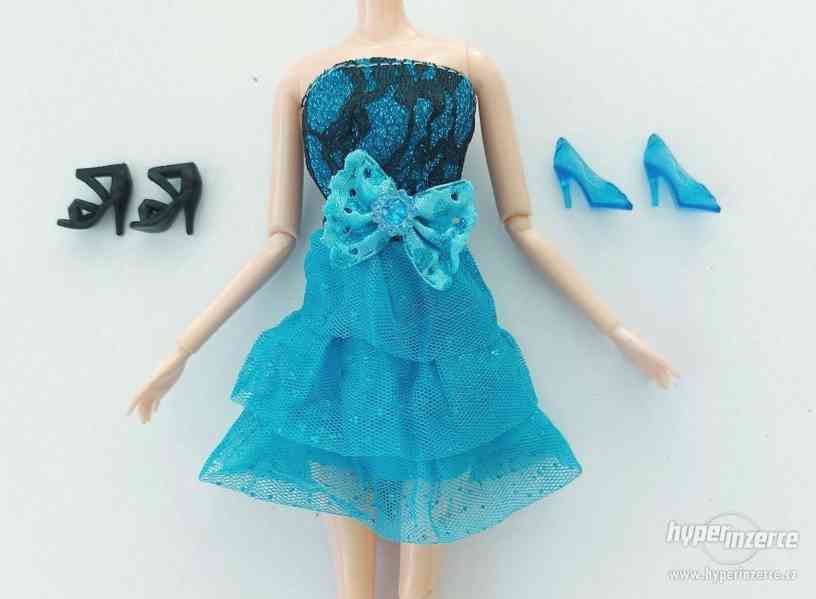 NOVÉ! Set pro panenku Barbie, zdobené šaty + 2 boty - foto 3